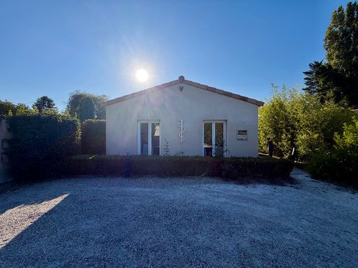 Maison 4 pièces 110 m² · à Saint-Marcel-lès-Sauzet · 110 m² · 295 000 €
