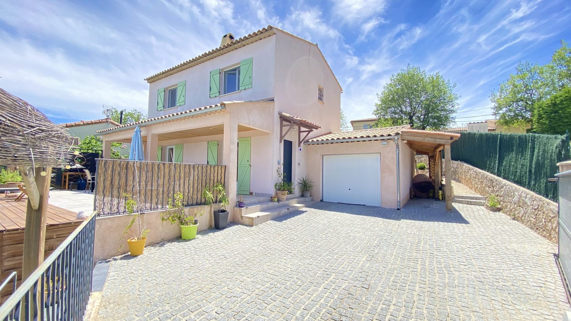 Maison à vendre, 91m², Gattières