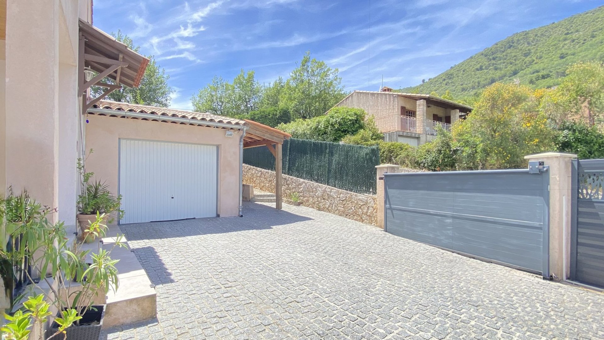 Maison à vendre, 91m², Gattières