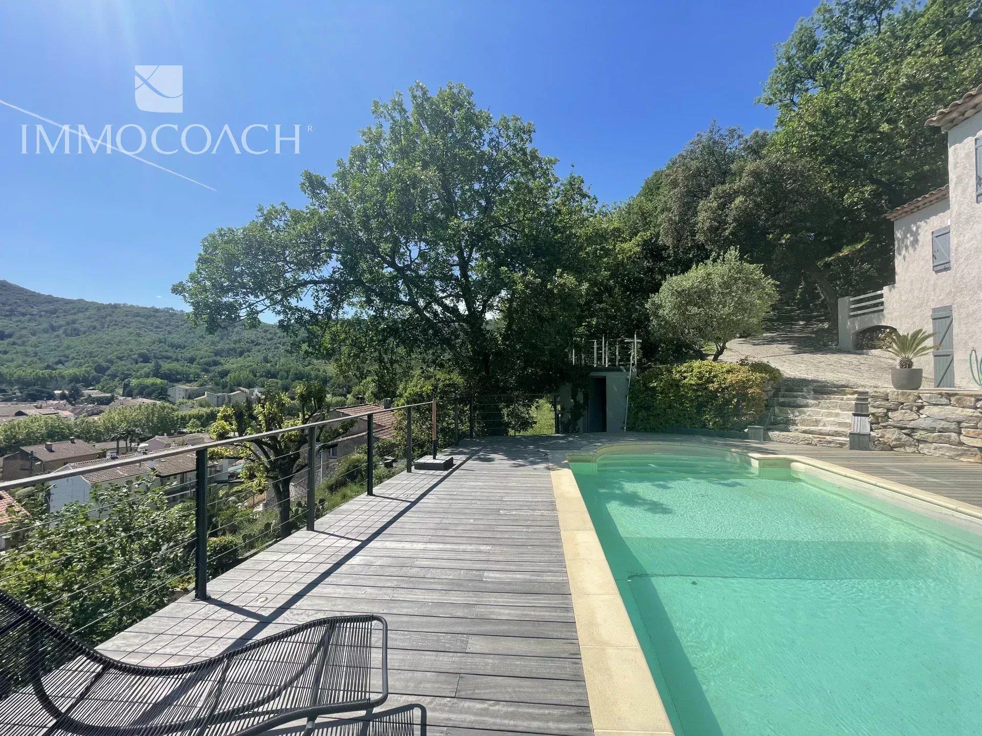 Maison à vendre, 150m², Collobrières