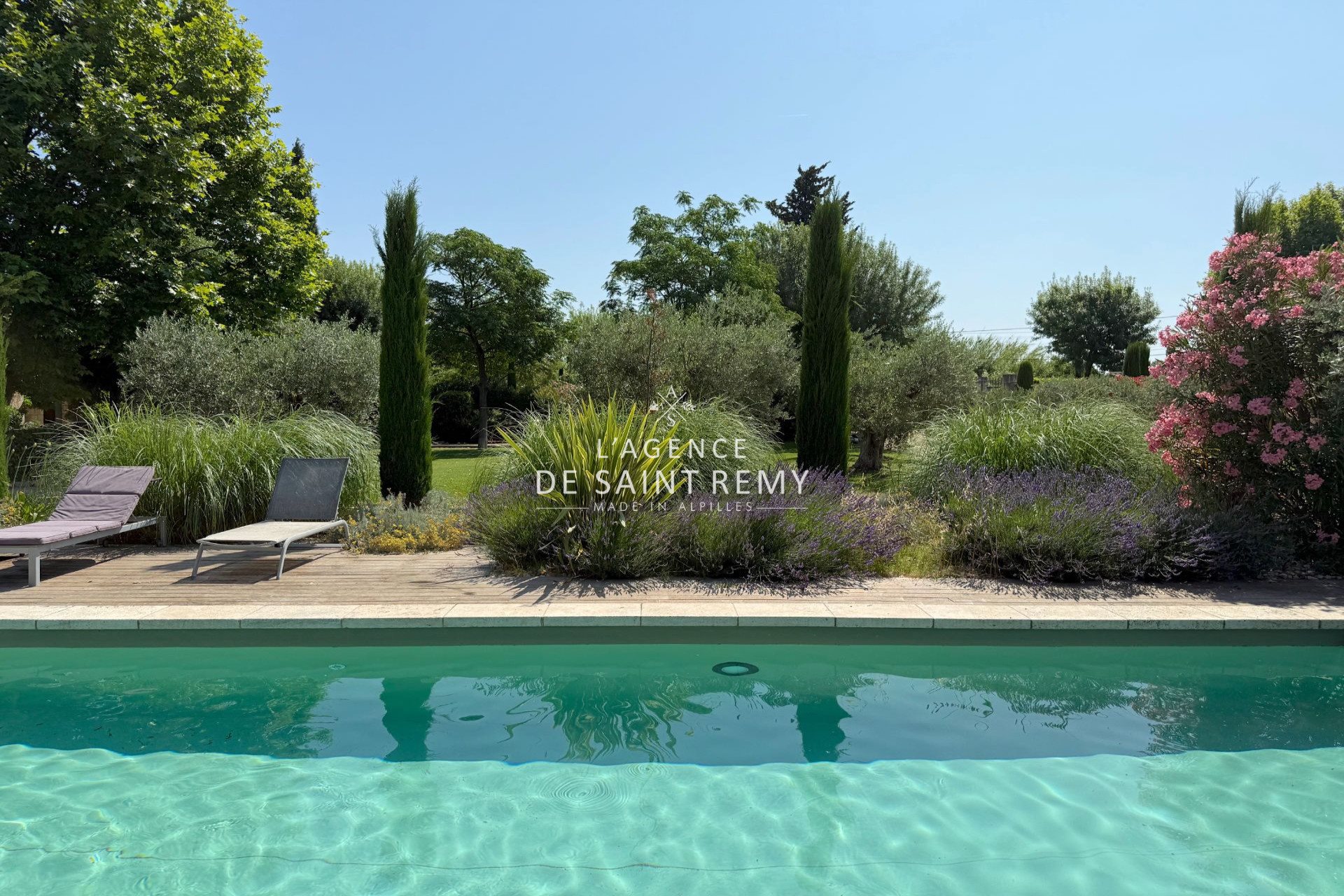 Maison à vendre, 400m², Saint-Rémy-de-Provence