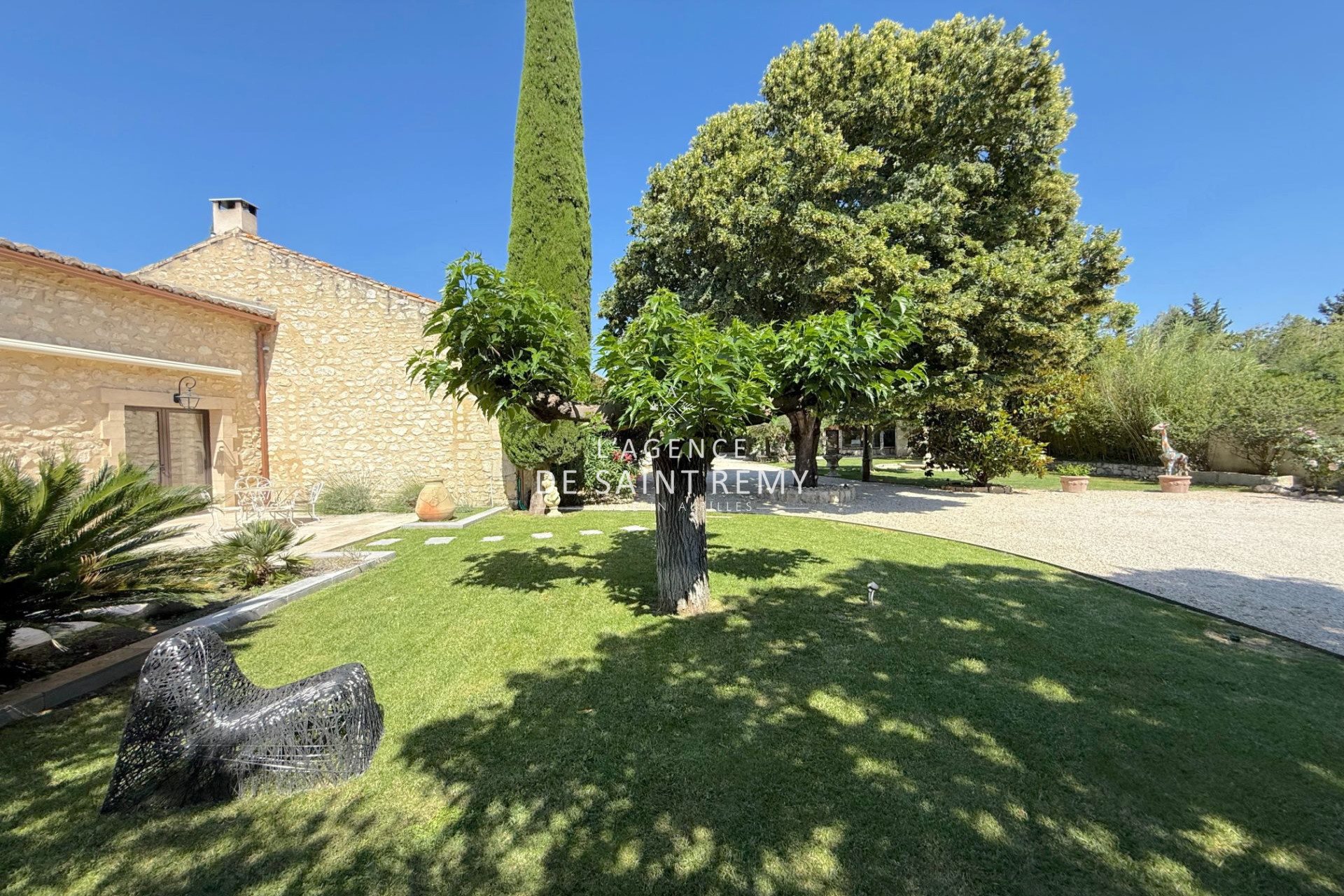 Maison à vendre, 300m², Mollégès