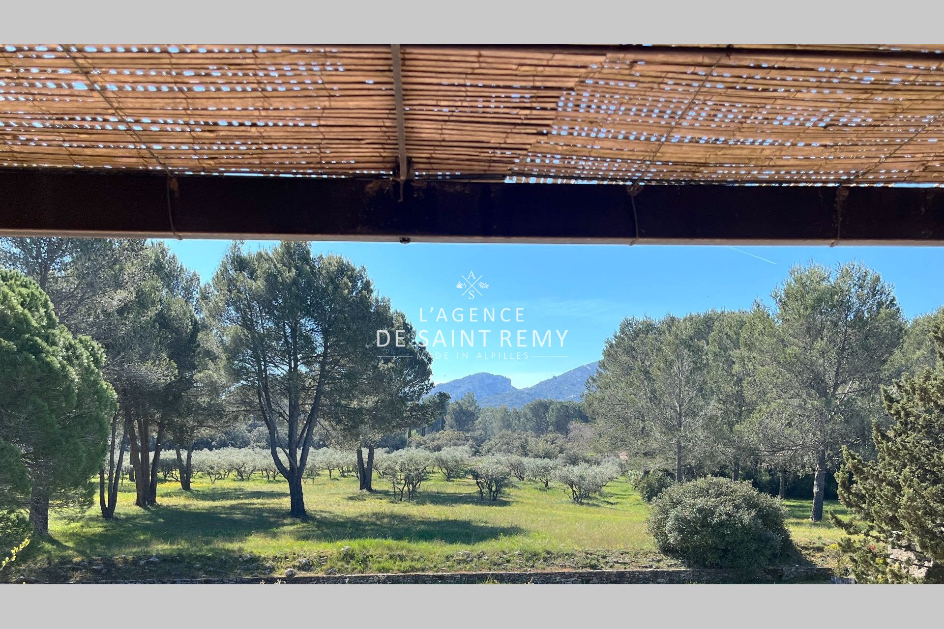 Maison à vendre, 225m², Eygalières