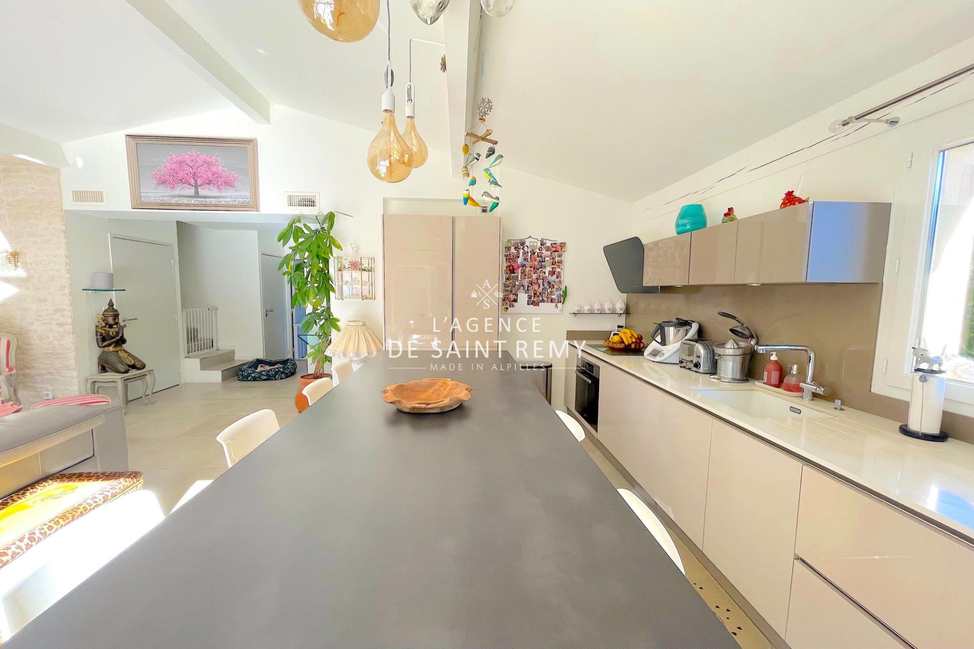 Maison à vendre, 104m², Saint-Rémy-de-Provence