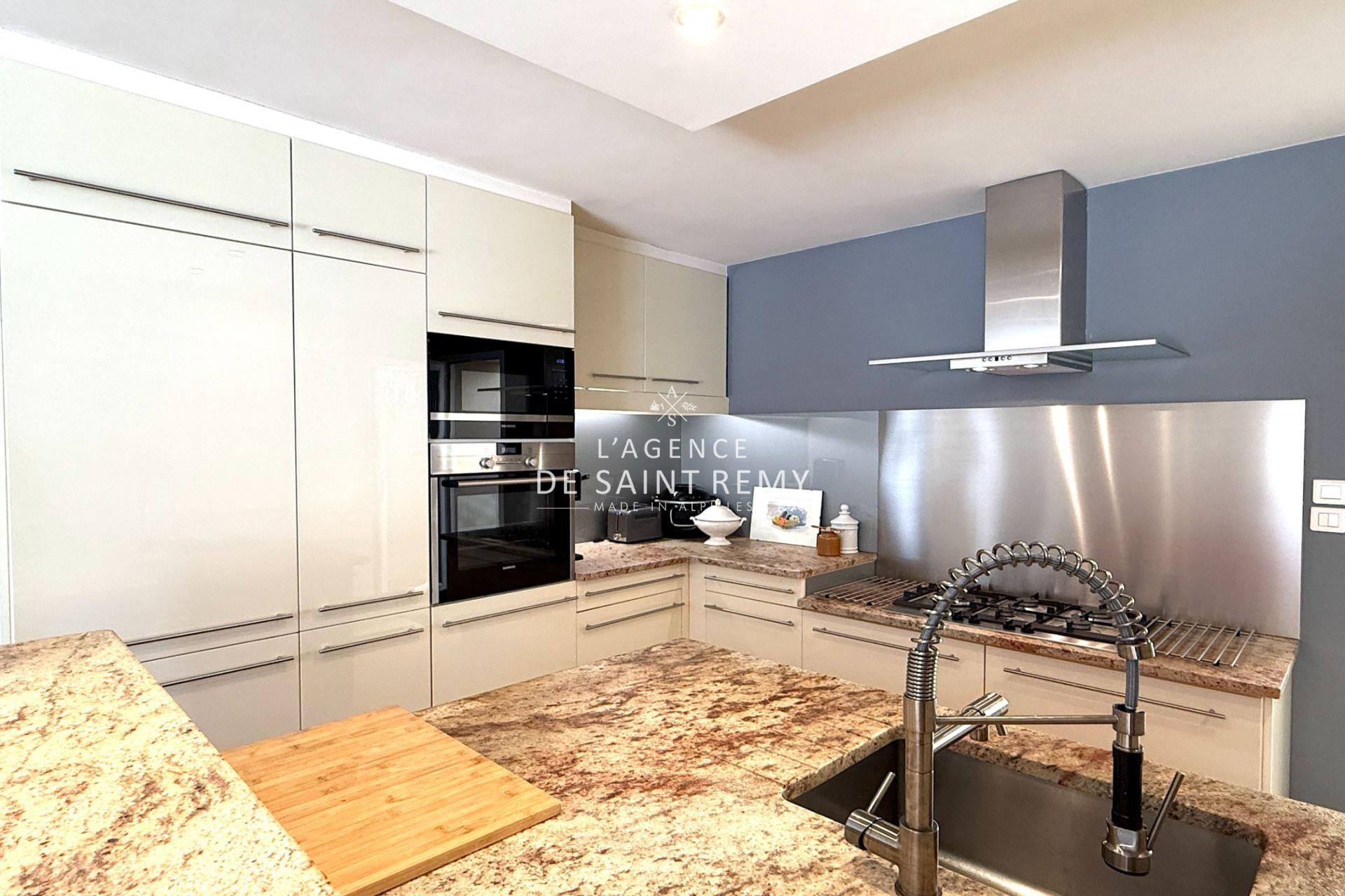 Maison à vendre, 220m², Barbentane