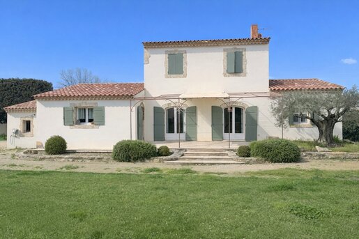 Maison 5 pièces 141 m² · à Saint-Rémy-de-Provence · 141 m² · 822 000 €
