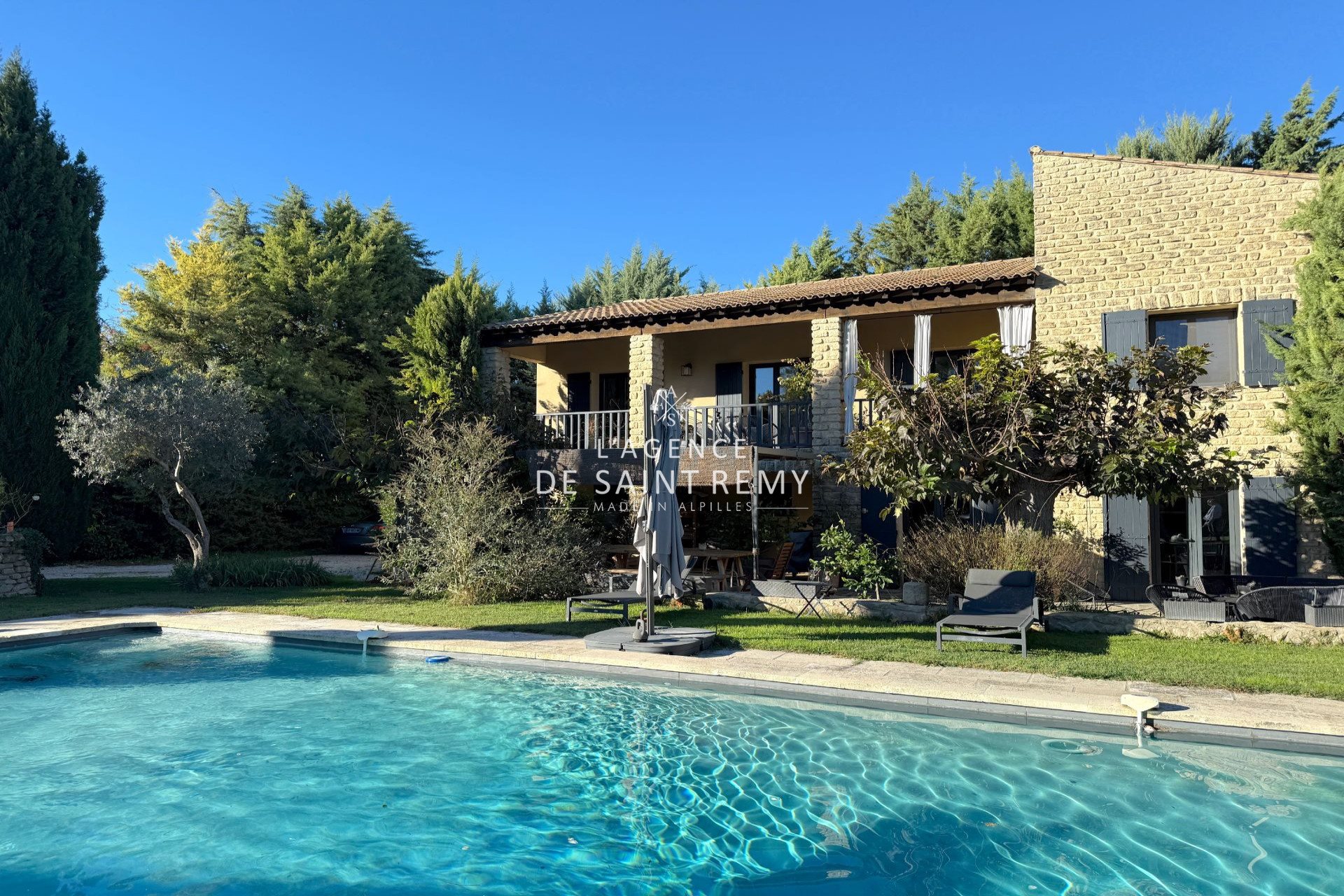 Maison à vendre, 209m², Saint-Rémy-de-Provence