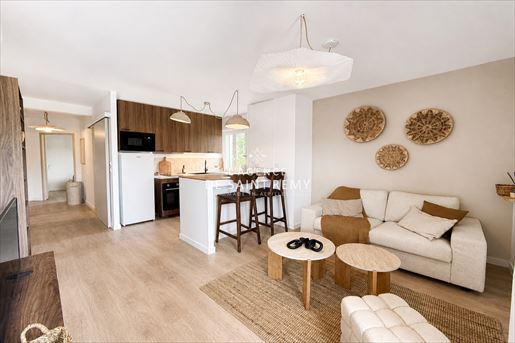 Appartement 2 pièces 45 m² · à Saint-Rémy-de-Provence · 45 m² · 230 000 €