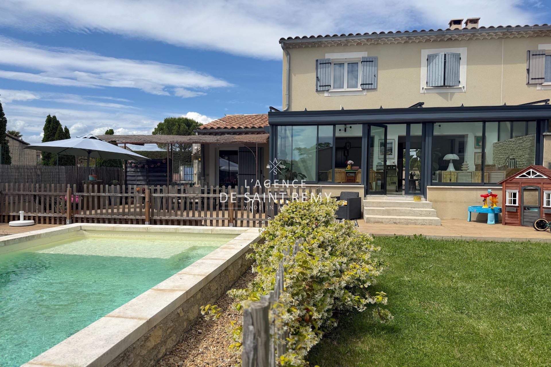 Maison à vendre, 100m², Mollégès
