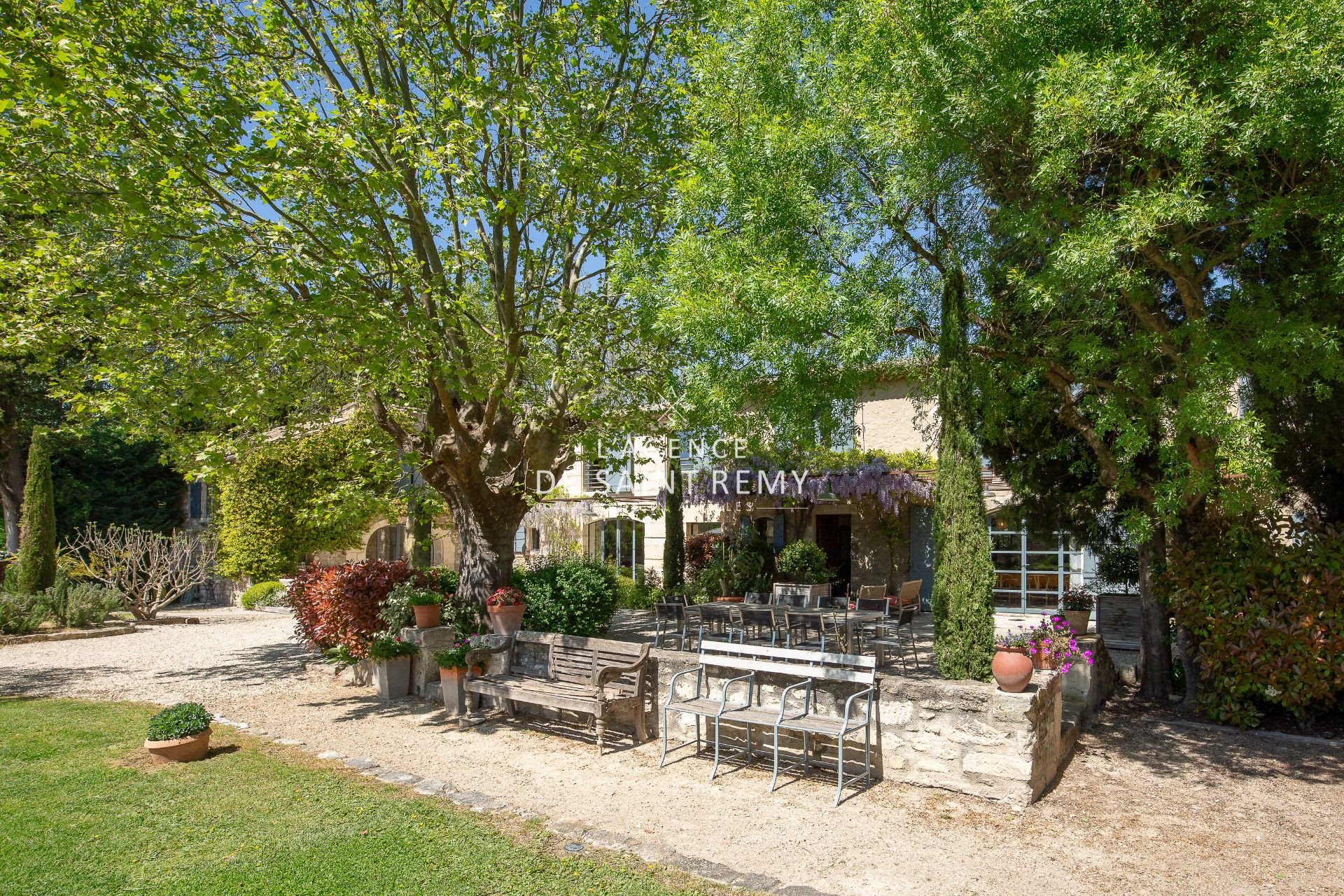 Maison à vendre, 400m², Saint-Rémy-de-Provence