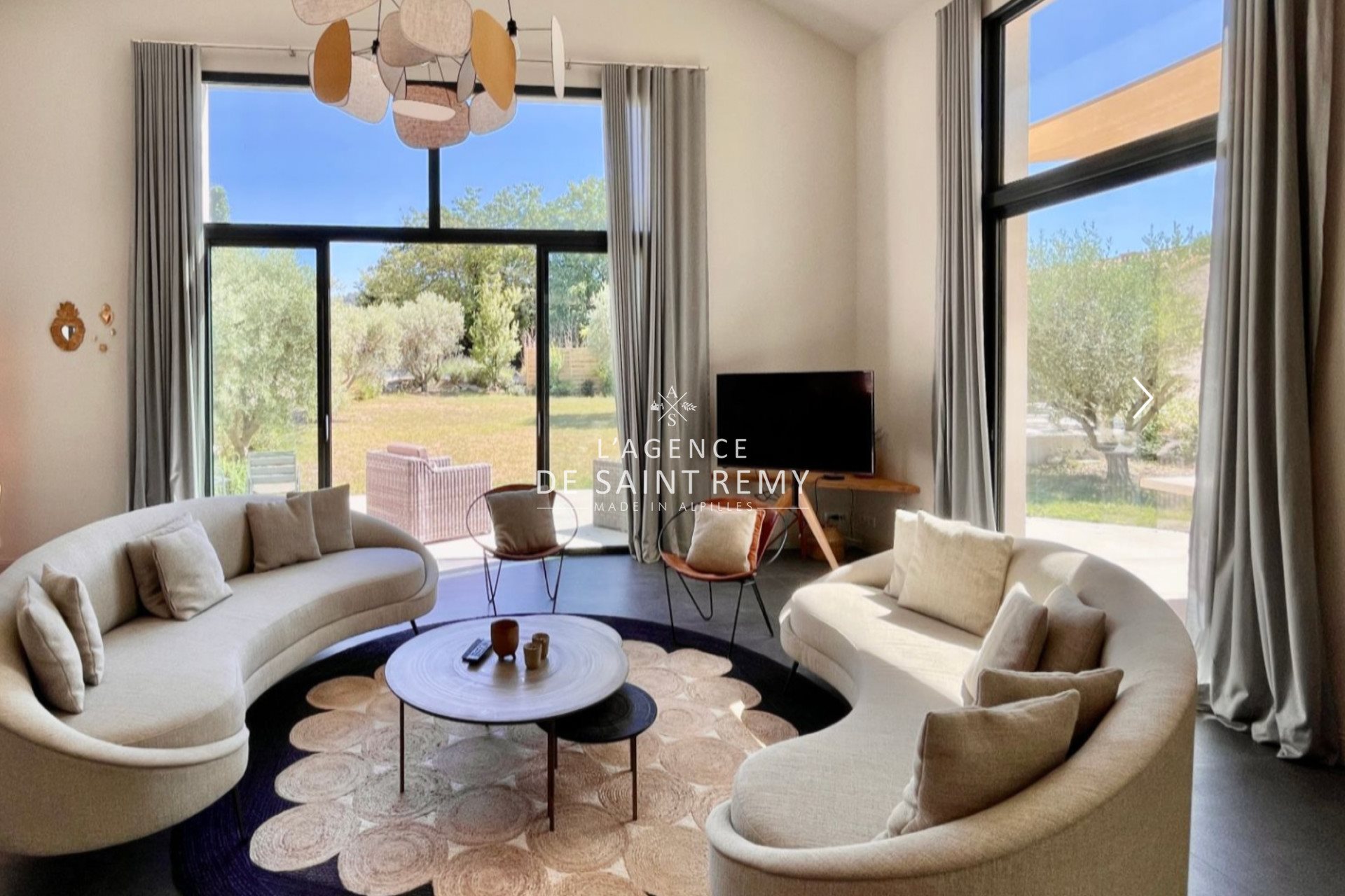 Maison à vendre, 360m², Saint-Rémy-de-Provence