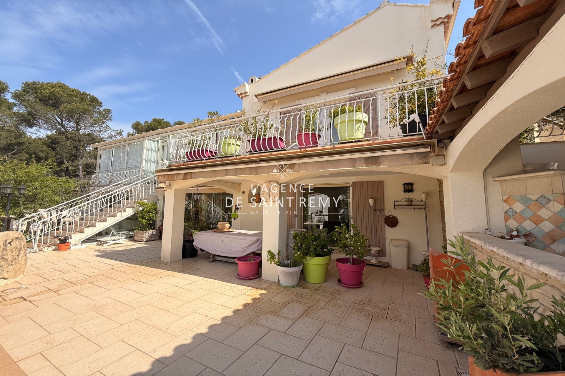 Maison à vendre, 335m², Lamanon