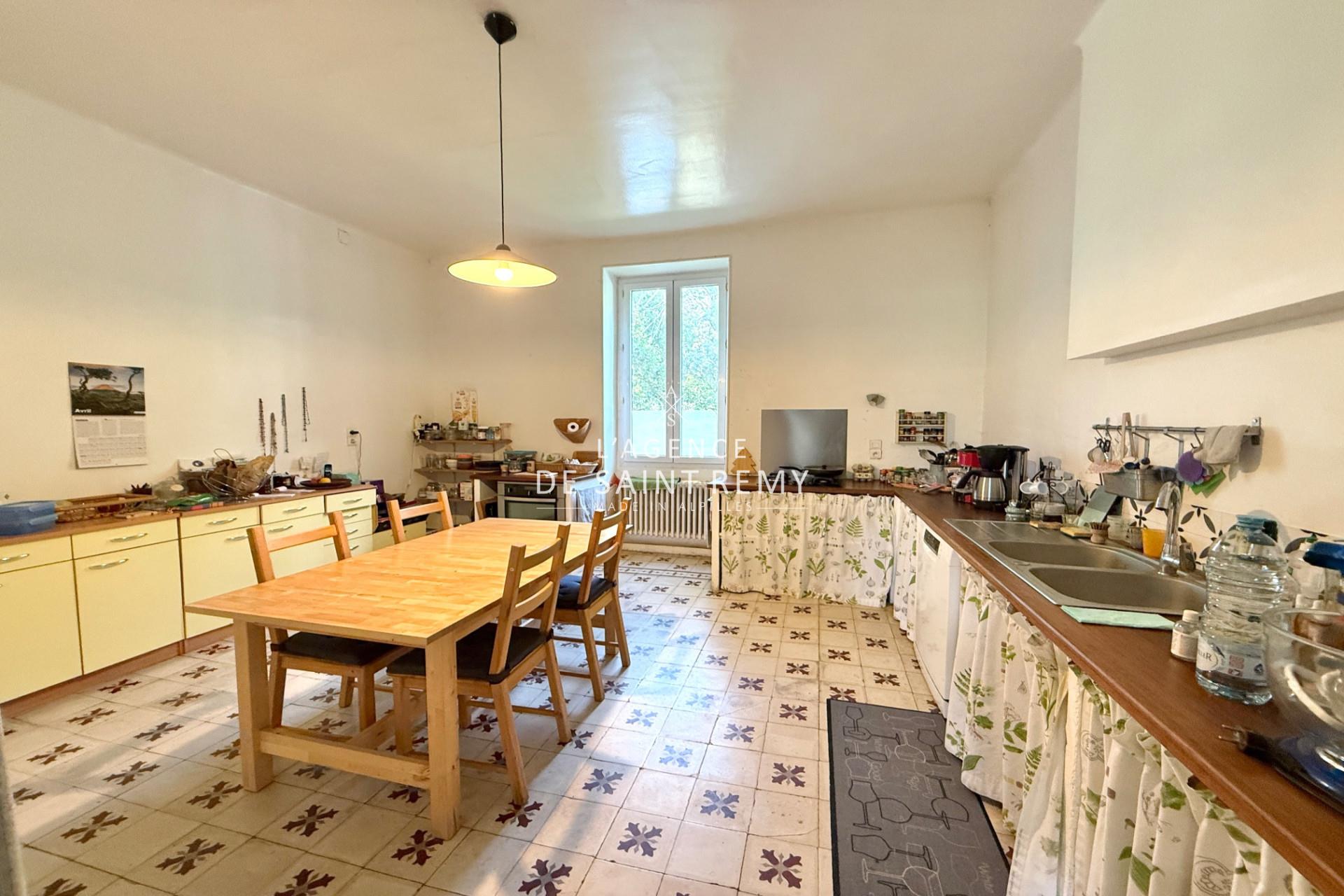 Maison à vendre, 234m², Eyragues