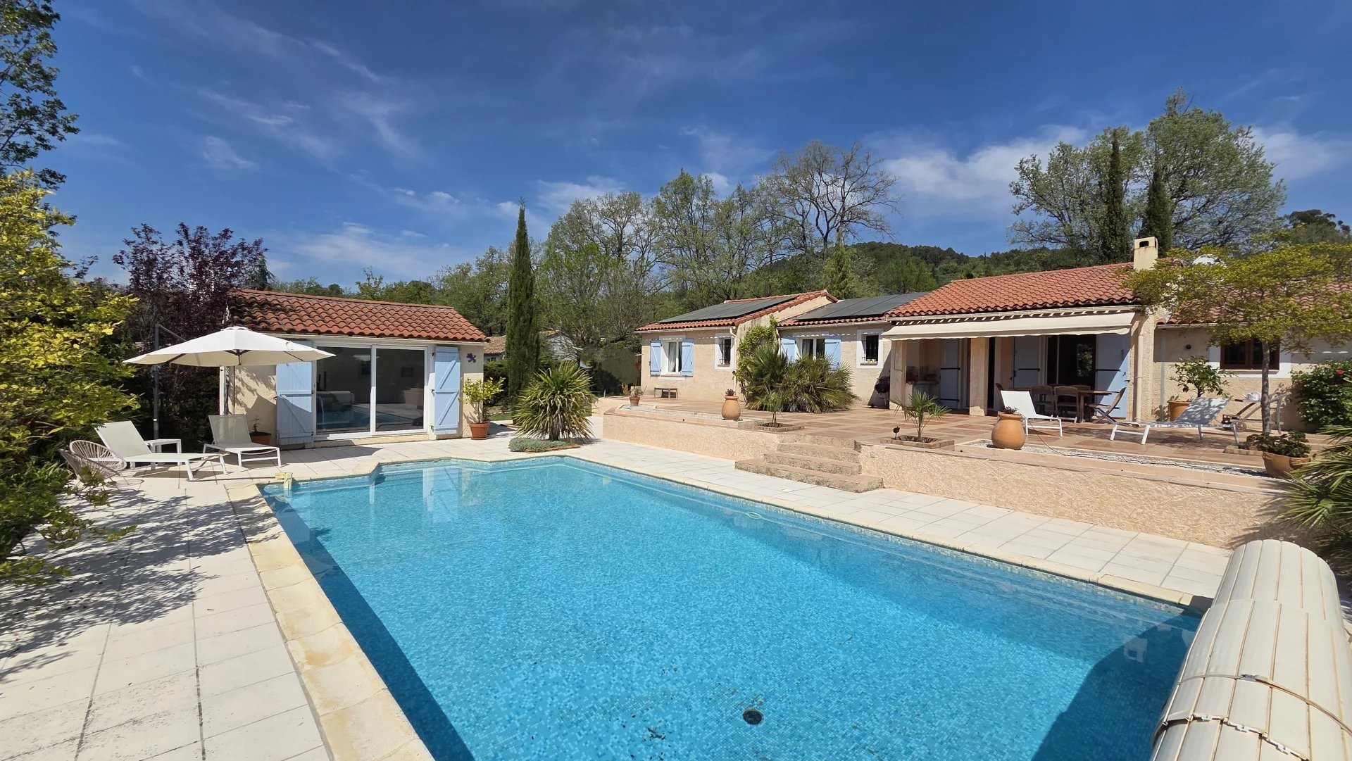 Maison à vendre, 150m², Tourrettes
