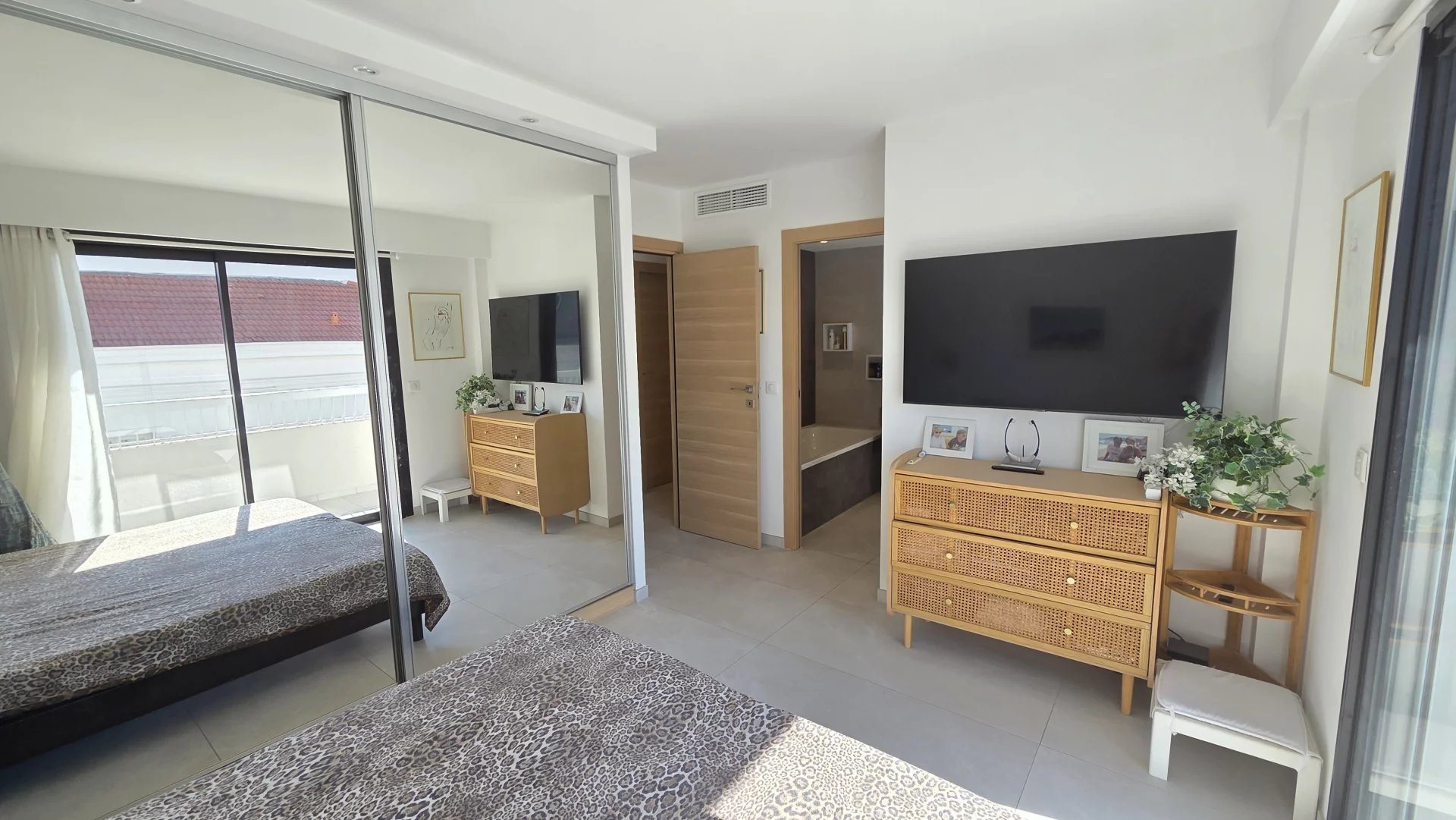 Appartement – Cannes, Hautes Vallergues - Vue 4
