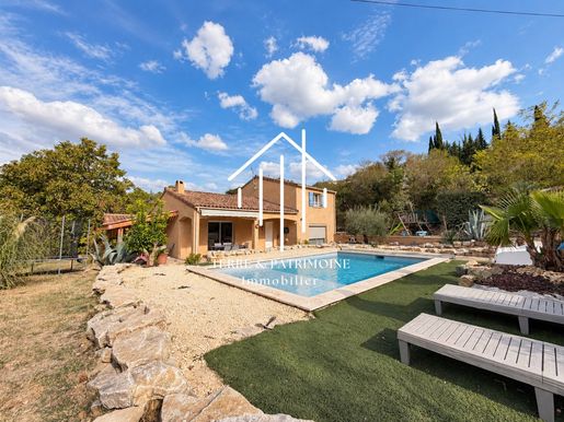 Maison 5 pièces 130 m² · à Salavas · 130 m² · 335 000 €