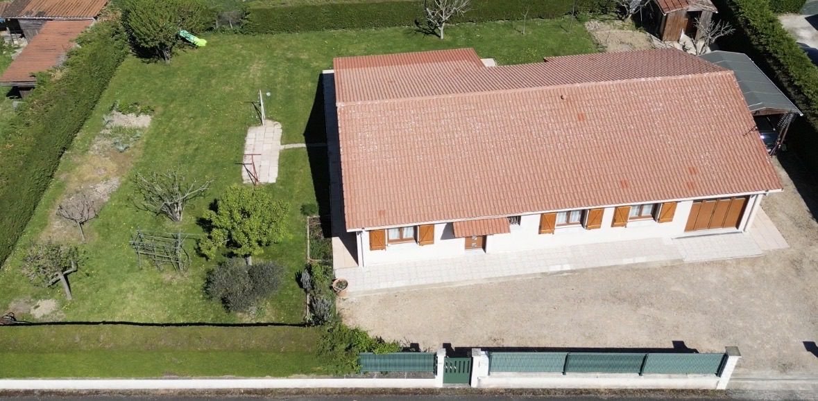 Maison à vendre, 105m², Mézériat