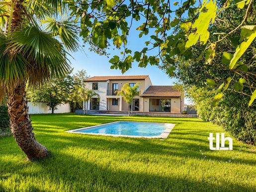 Maison 6 pièces 227 m² · à Candillargues · 227 m² · 949 000 €