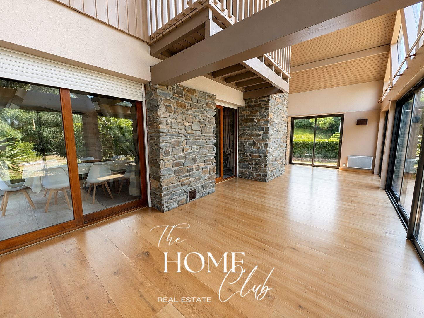 Maison à vendre, 306m², Juzet-de-Luchon