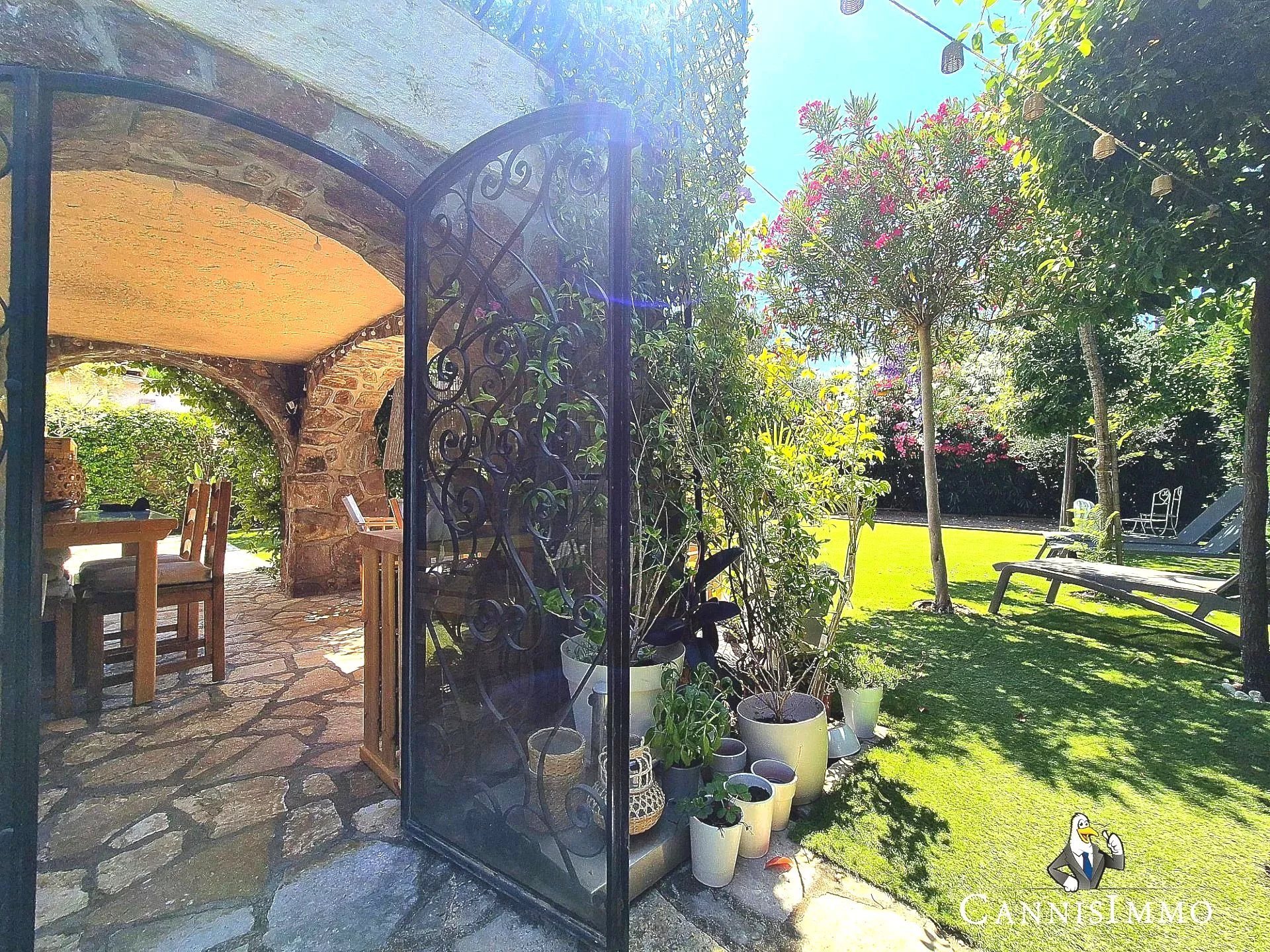 Maison à vendre, 90m², Mandelieu-la-Napoule