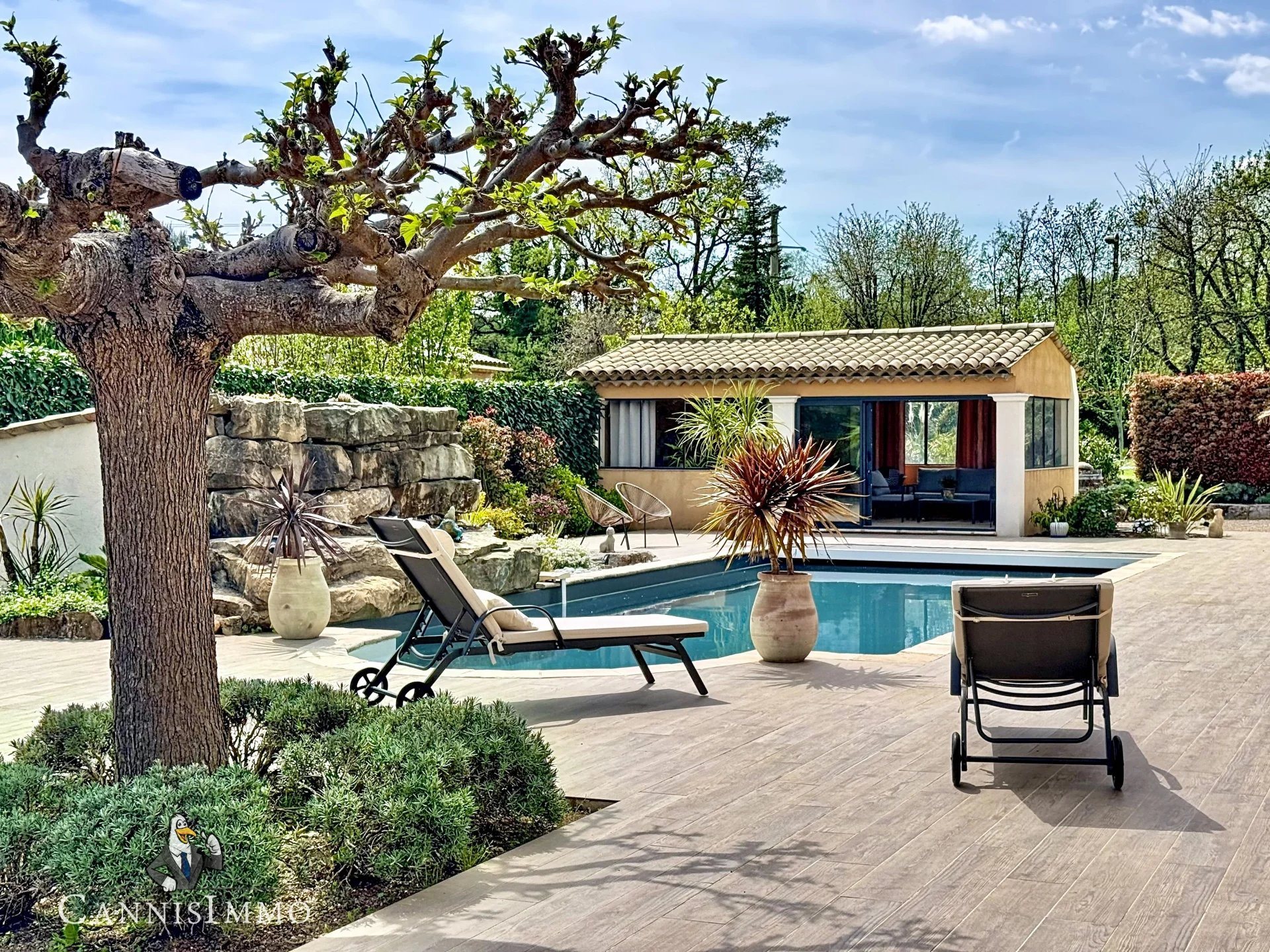 Maison à vendre, 203m², Saint-Cézaire-sur-Siagne
