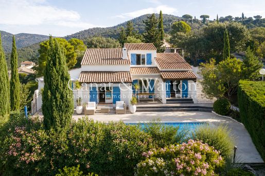 Maison 5 pièces 120 m² · à La Londe-les-Maures · 120 m² · 1 050 000 €