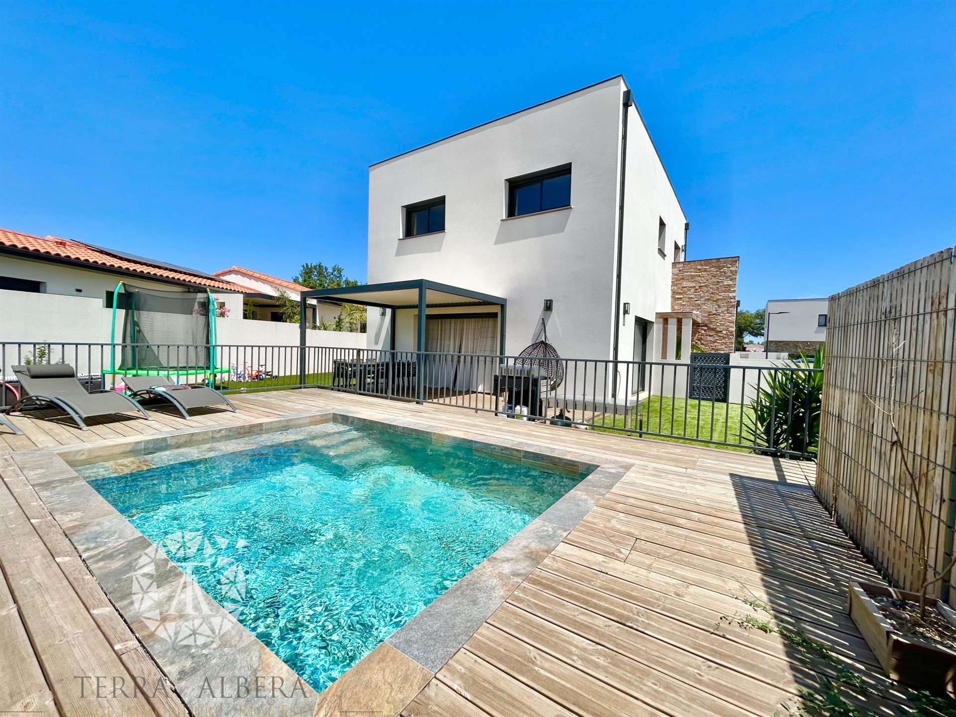 Maison à vendre, 143m², Pollestres