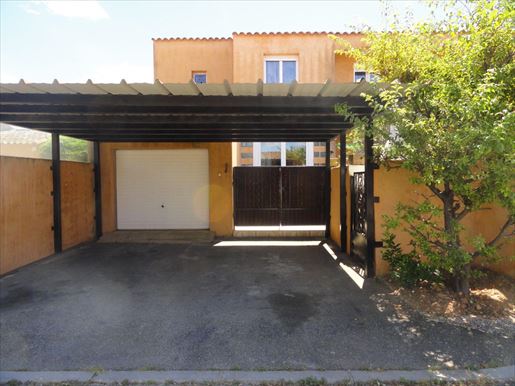 Maison 6 pièces 117 m² · à Saint-Gilles · 117 m² · 235 000 €
