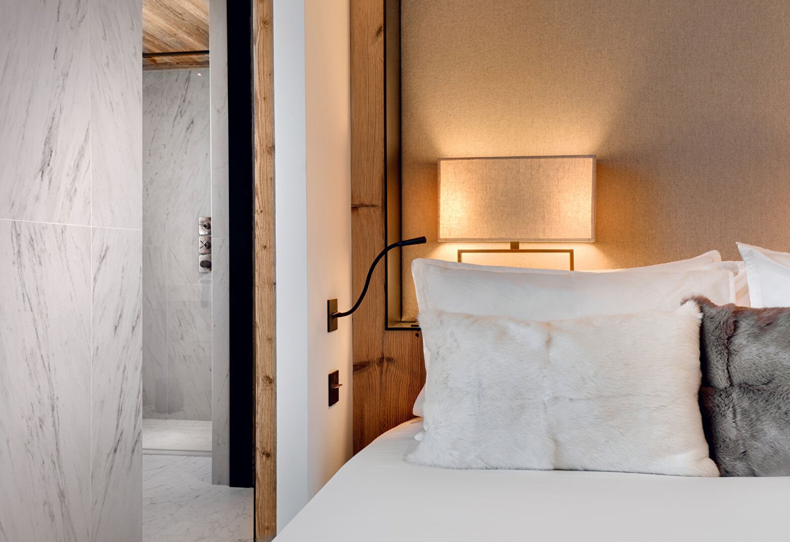 Meribel - Exceptional Ski-In/Ski-Out Apartment - Vue 4