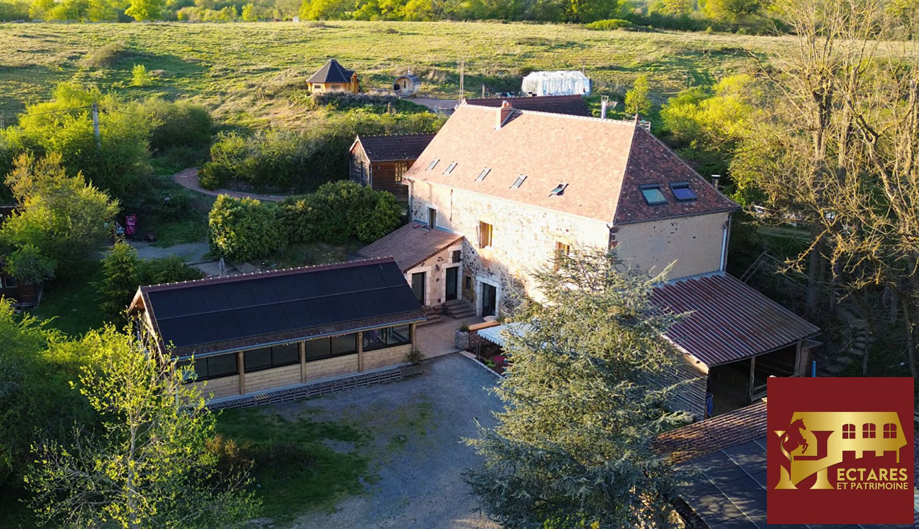 Maison à vendre, 500m², Bourbon-Lancy