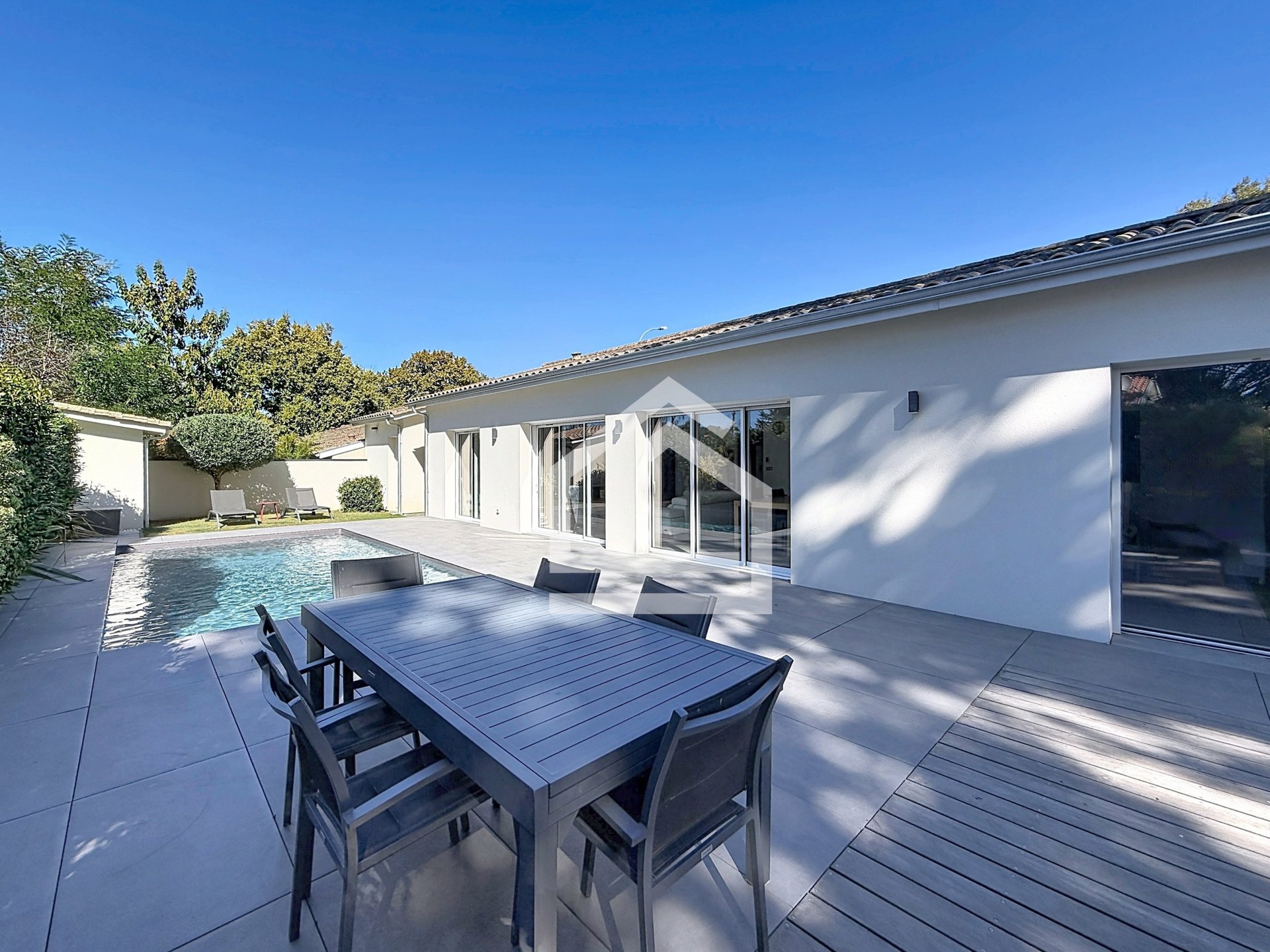 Maison à vendre, 130m², Saint-Aubin-de-Médoc