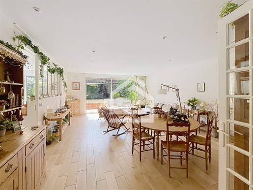 Maison 8 pièces 183 m² · à Bordeaux · 183 m² · 950 250 €