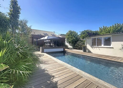 Maison 7 pièces 183 m² · à Mérignac · 183 m² · 913 500 €