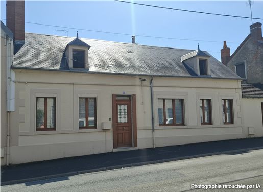 Maison 4 pièces 71 m² · à Ainay-le-Château · 71 m² · 79 500 €