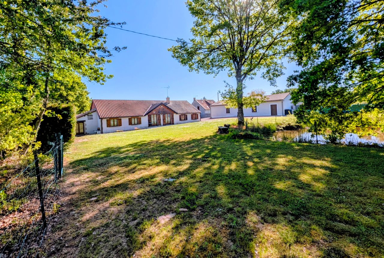 Maison à vendre, 191m², Valigny