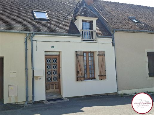 Maison 5 pièces 80 m² · à Le Châtelet · 80 m² · 66 000 €