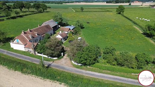 Maison 6 pièces 125 m² · à Saint-Bonnet-Tronçais · 125 m² · 265 000 €