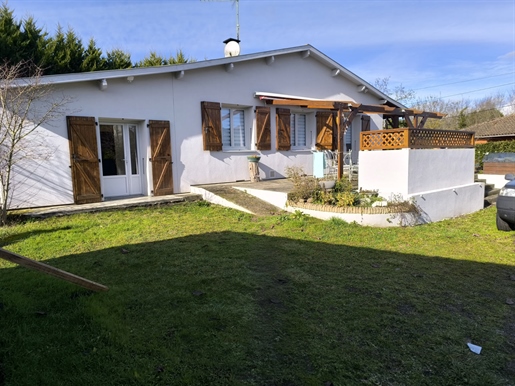 Villa de plain pied 3 chambres au sud d'Auch