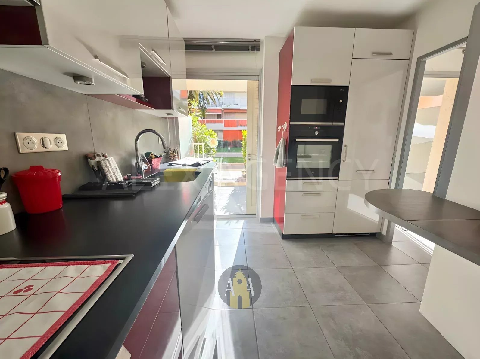 Appartement – Saint-Tropez, Var - Plus