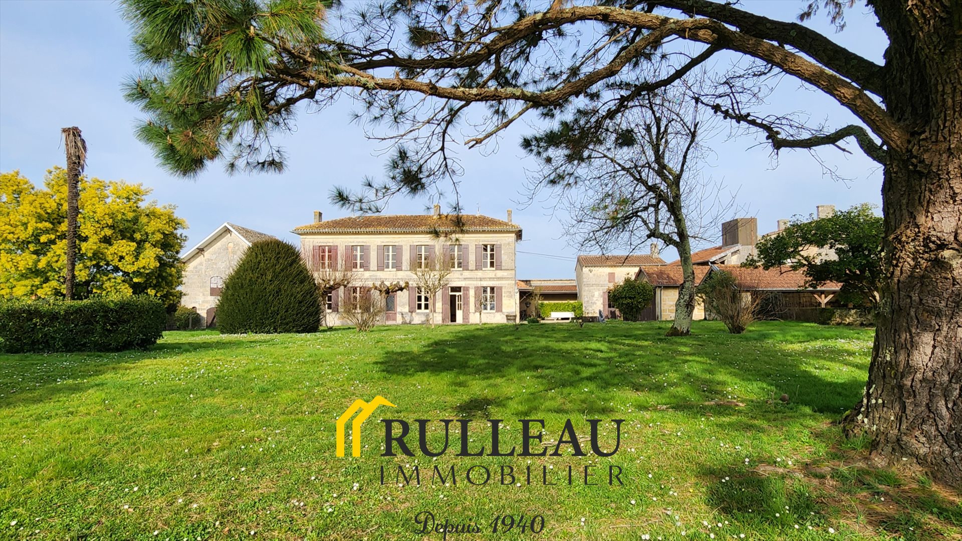 Maison à vendre, 242m², Bourg