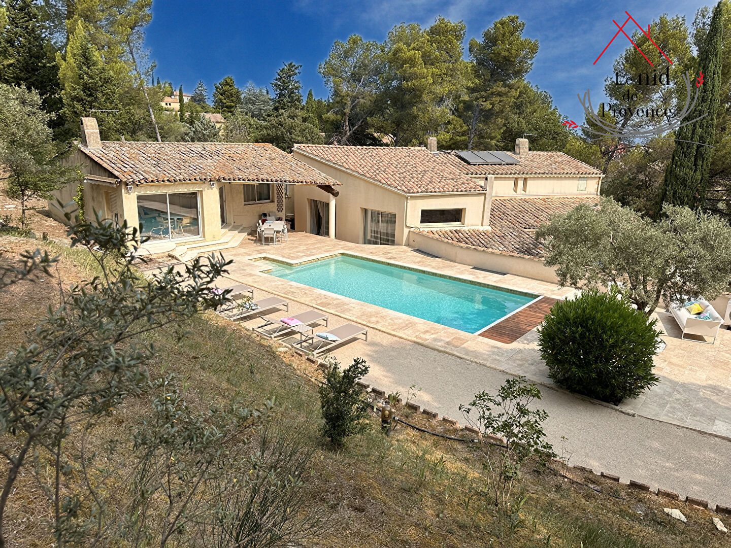 Maison à vendre, 327m², Saint-Saturnin-lès-Avignon
