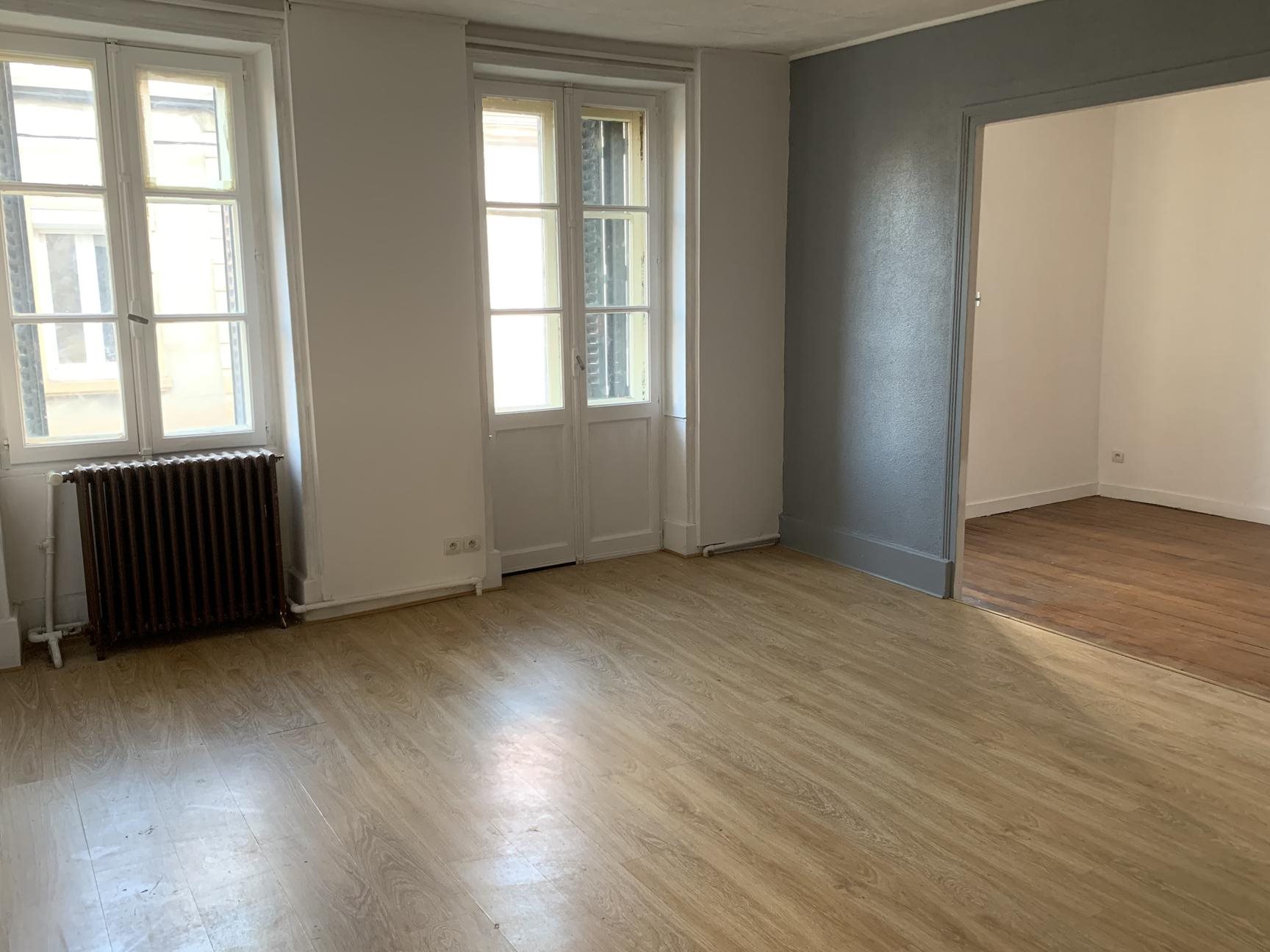 Appartement à louer, 80m², Montceau-les-Mines