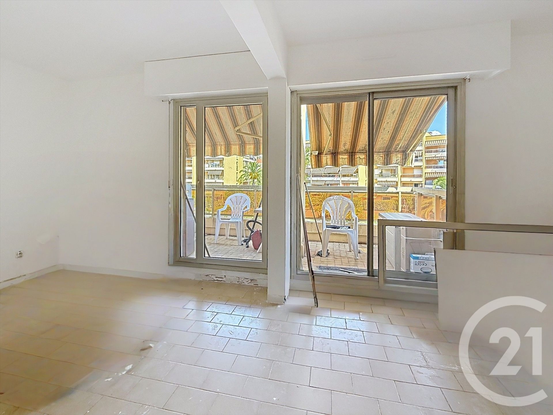 Appartement à louer, 35m², Golfe-Juan