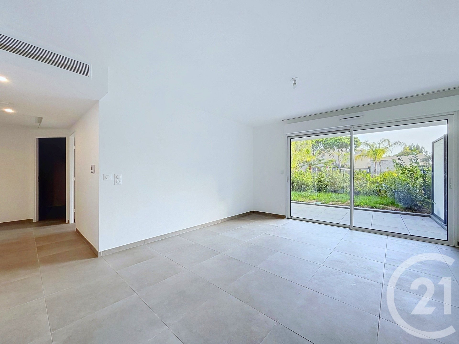 Appartement à louer, 57m², Villeneuve-Loubet