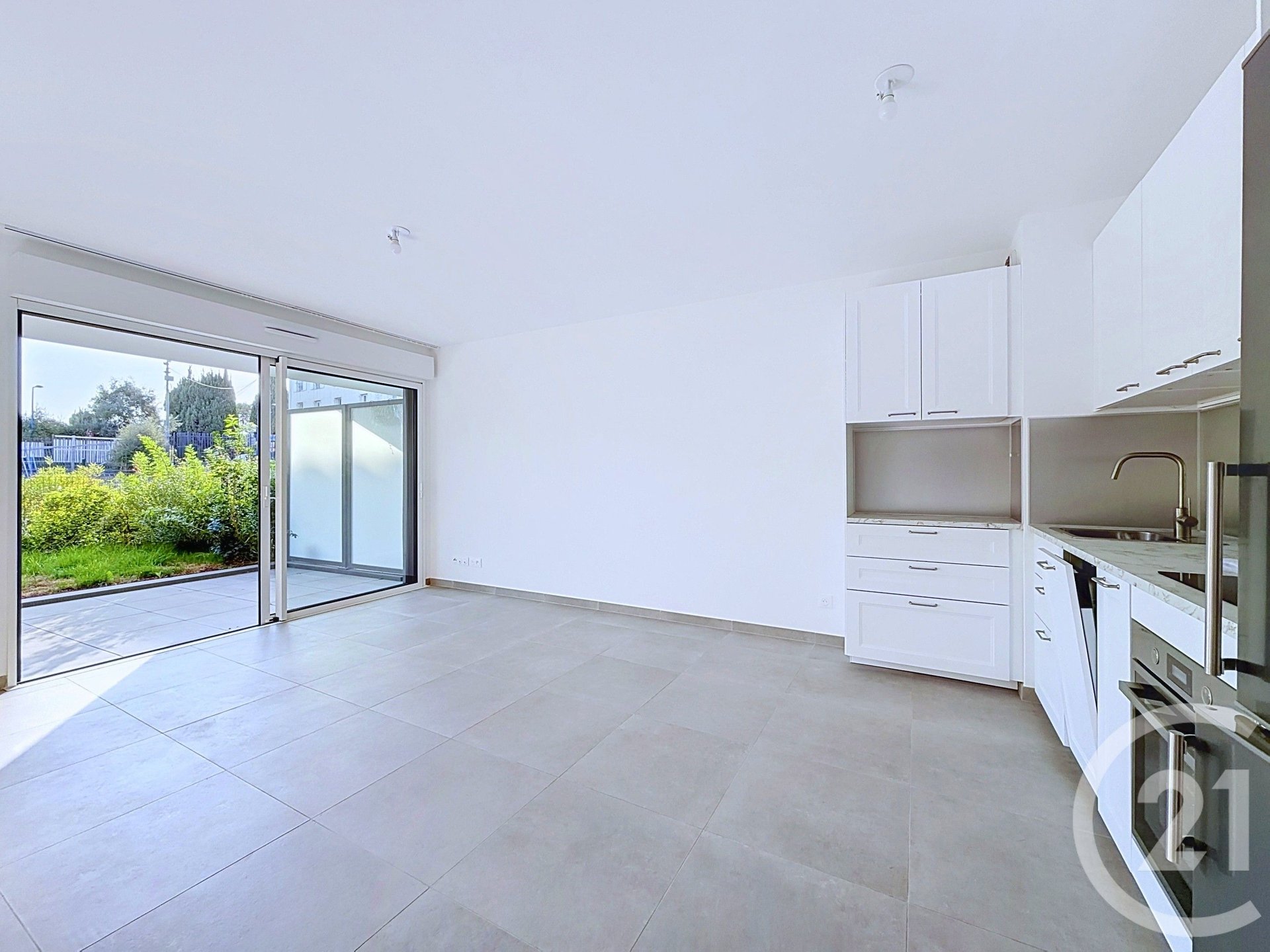 Appartement à louer, 57m², Villeneuve-Loubet
