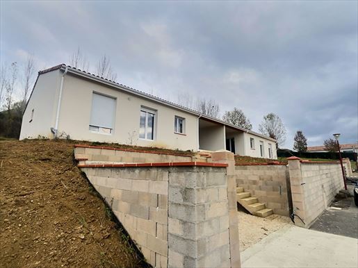 8 pièces 191 m² · à Monclar-de-Quercy · 191 m² · 295 000 €