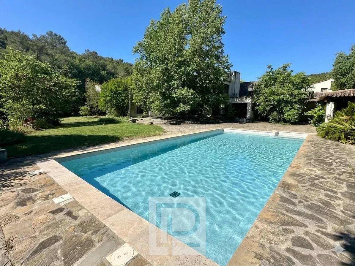 Maison à vendre, 261m², Valbonne