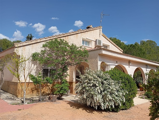 Advert pic 0