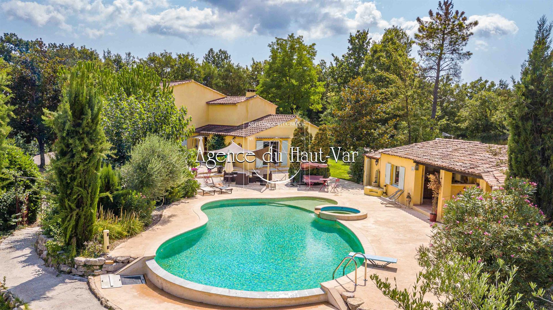 Maison à vendre, 225m², Montauroux