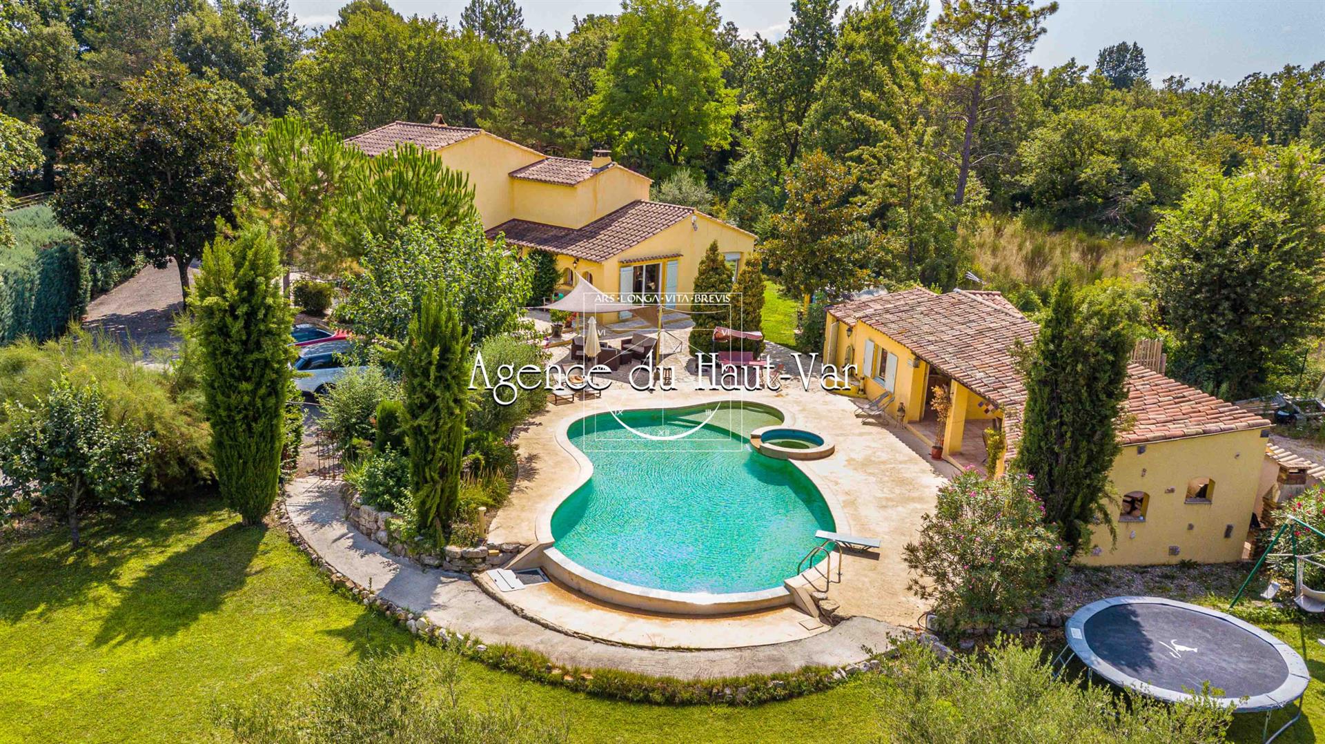 Maison à vendre, 225m², Montauroux